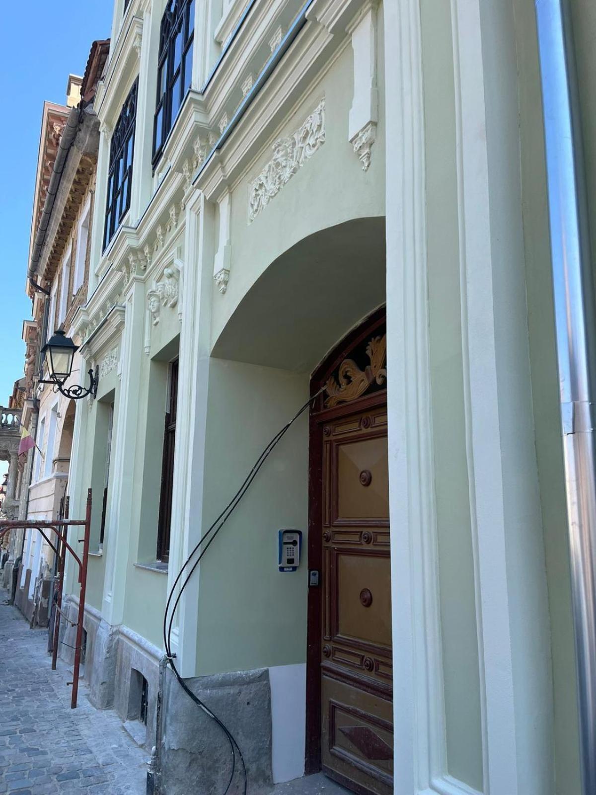 Old Town Story House Daire Braşov Dış mekan fotoğraf